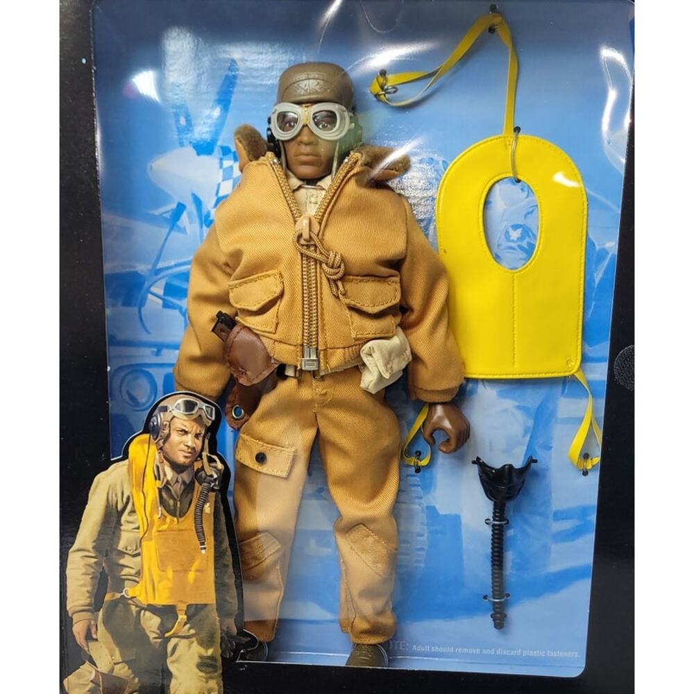 WW2 Forces Collections Tuskegee Airmen GI Joe Fighter Pilot NIB - Picture 3 of 11